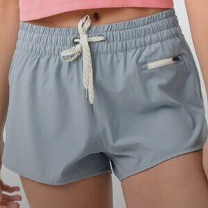 Vuori Clementine Short 2.0- Size Medium, Light Blue/Grey